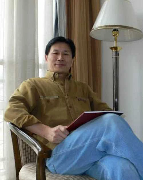 李小明老师的照片，单击鼠标查看大图！